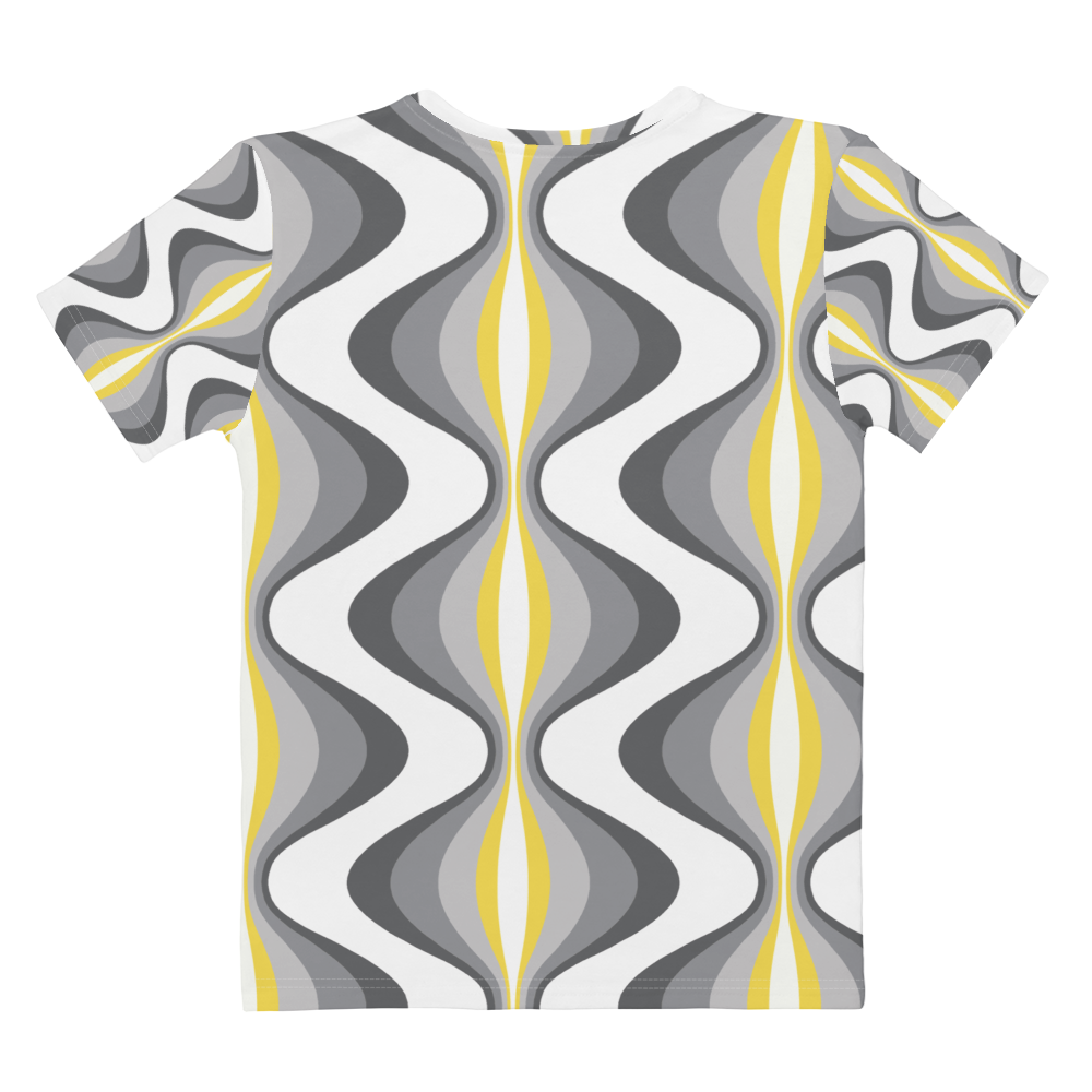 L-YAH-on Piercing Light T-shirt