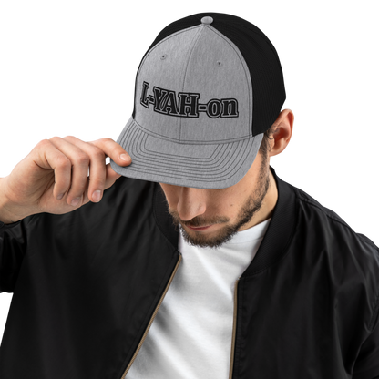 Gorra Trucker L-YAH-on